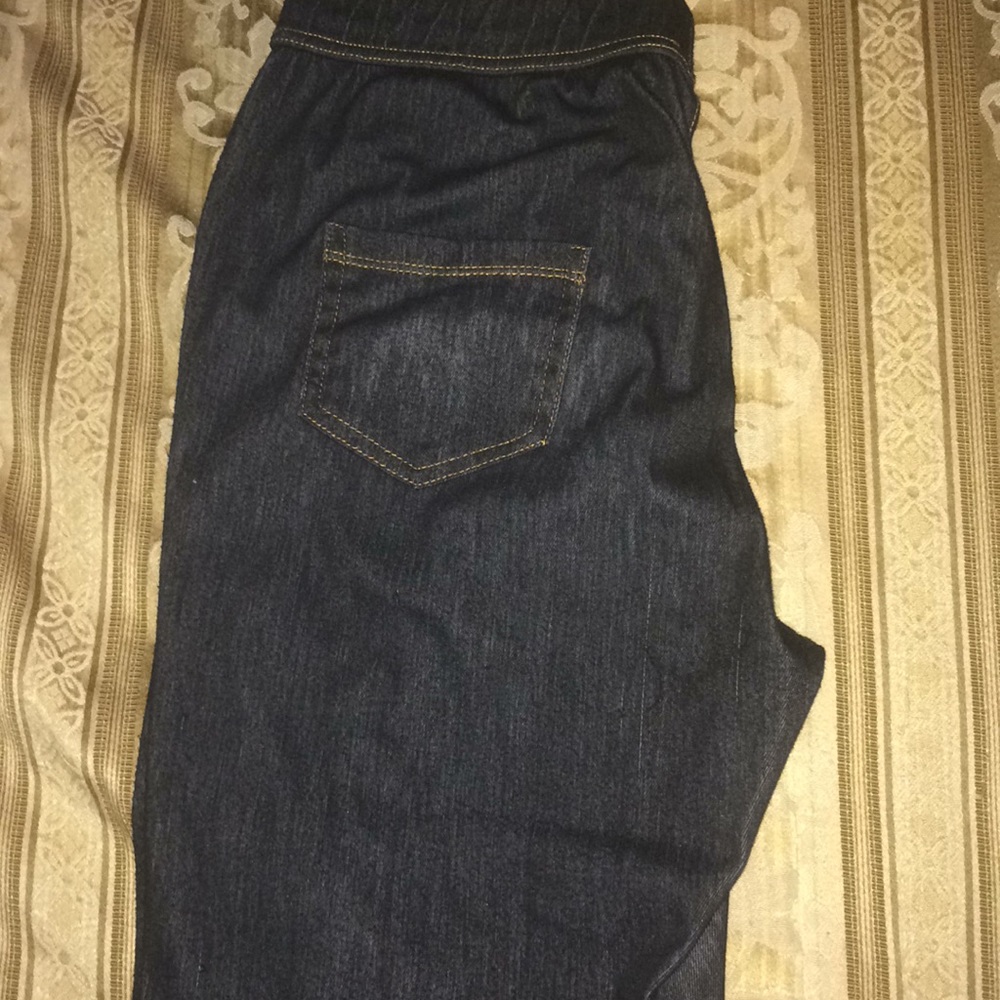 Black Jeggings with pockets